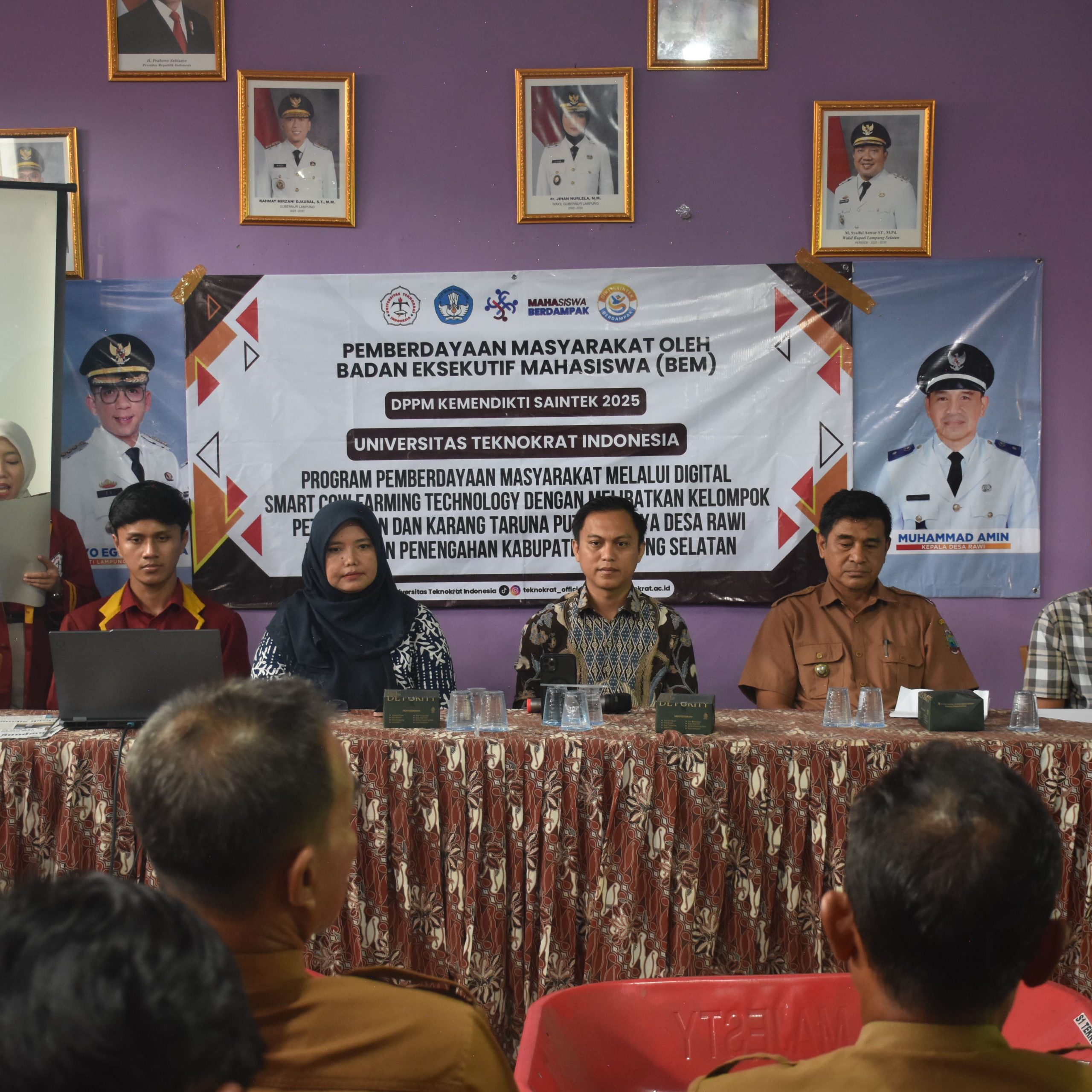 Mahasiswa-Teknokrat-Luncurkan-Program-Digital-Smart-Cow-Farming-untuk-Tingkatkan-Produktivitas-Peternak-scaled